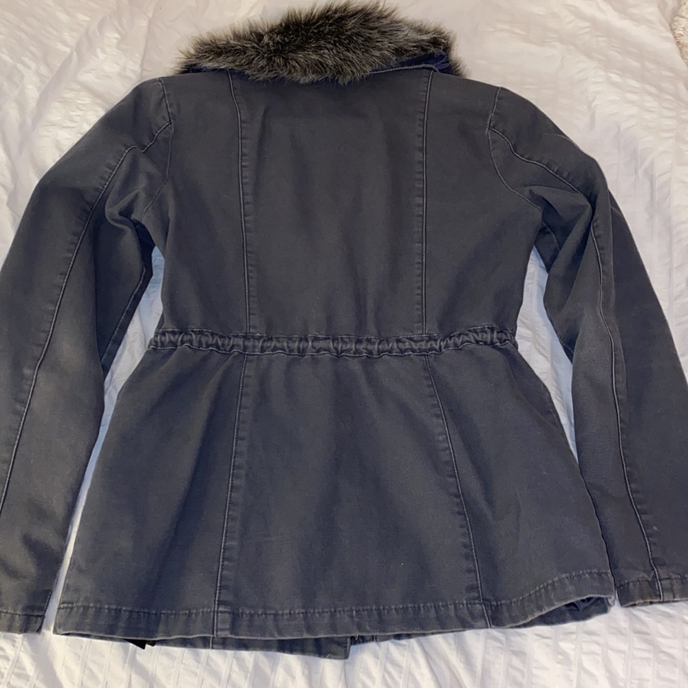 Gray jacket - Picture 4 of 5